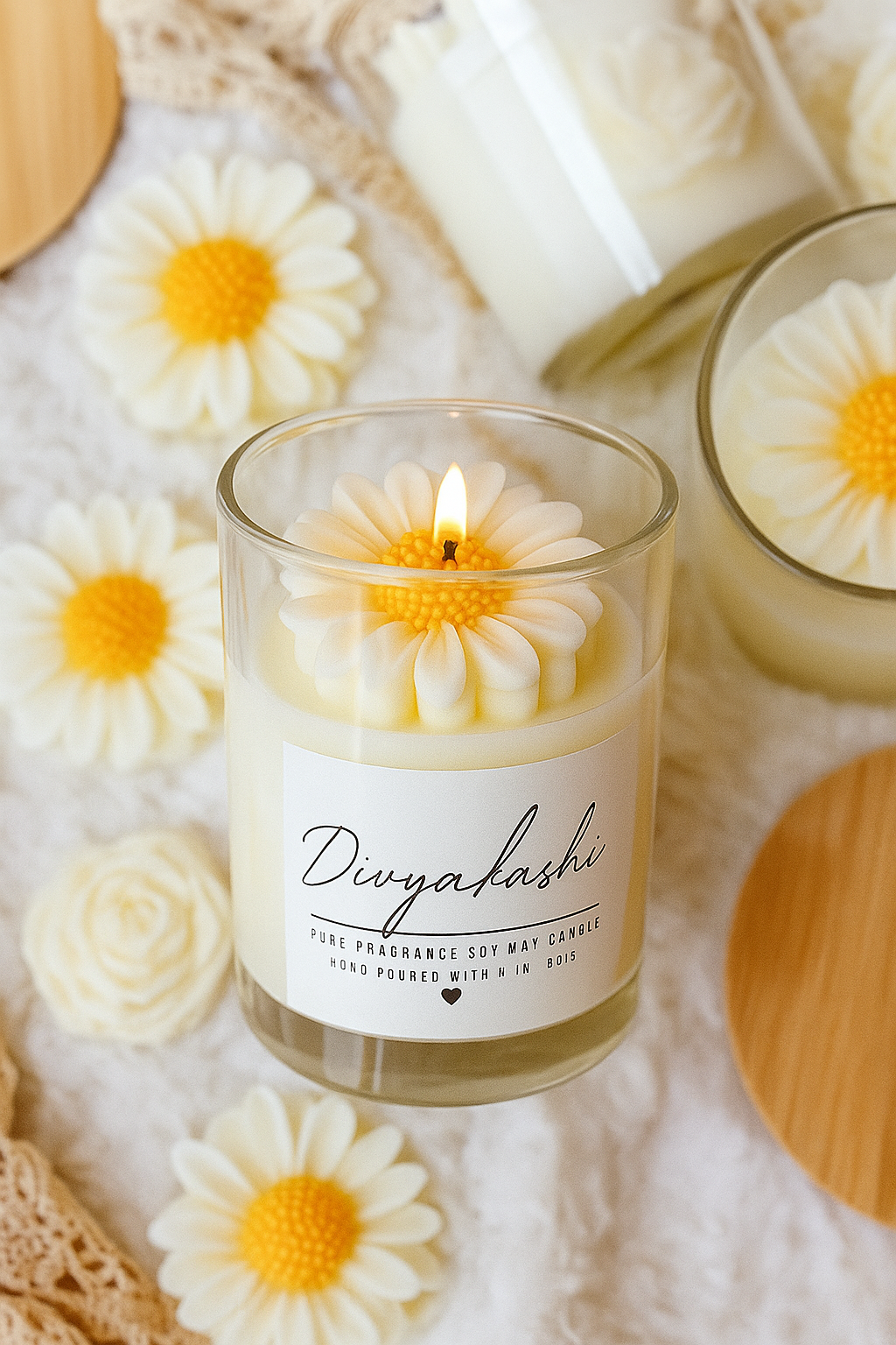 Daisy Scented Candles – Handcrafted Floral Elegance